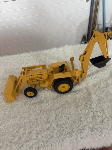 Vintage ertl 7500 - vintage,