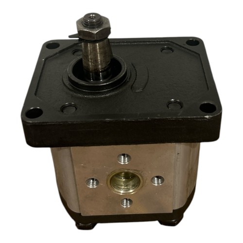 Long tractor hydraulic pump - hydraulic,